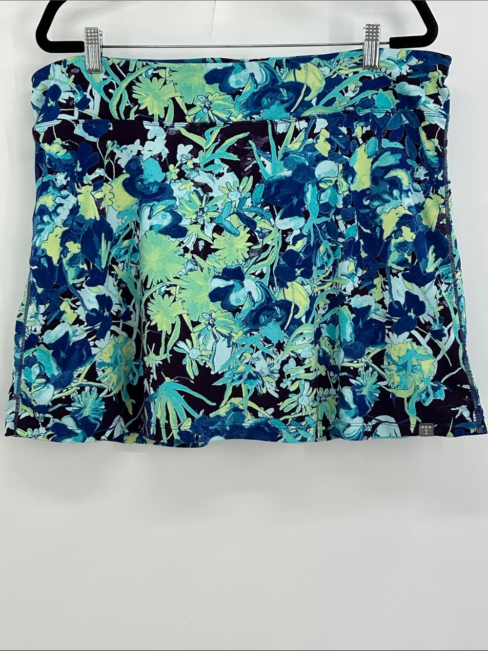 TITLE NINE Multicolor Floral Skort Size XL